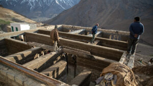Glimpse of mud house construction in Spiti  | Photo: Tanvi Dutta